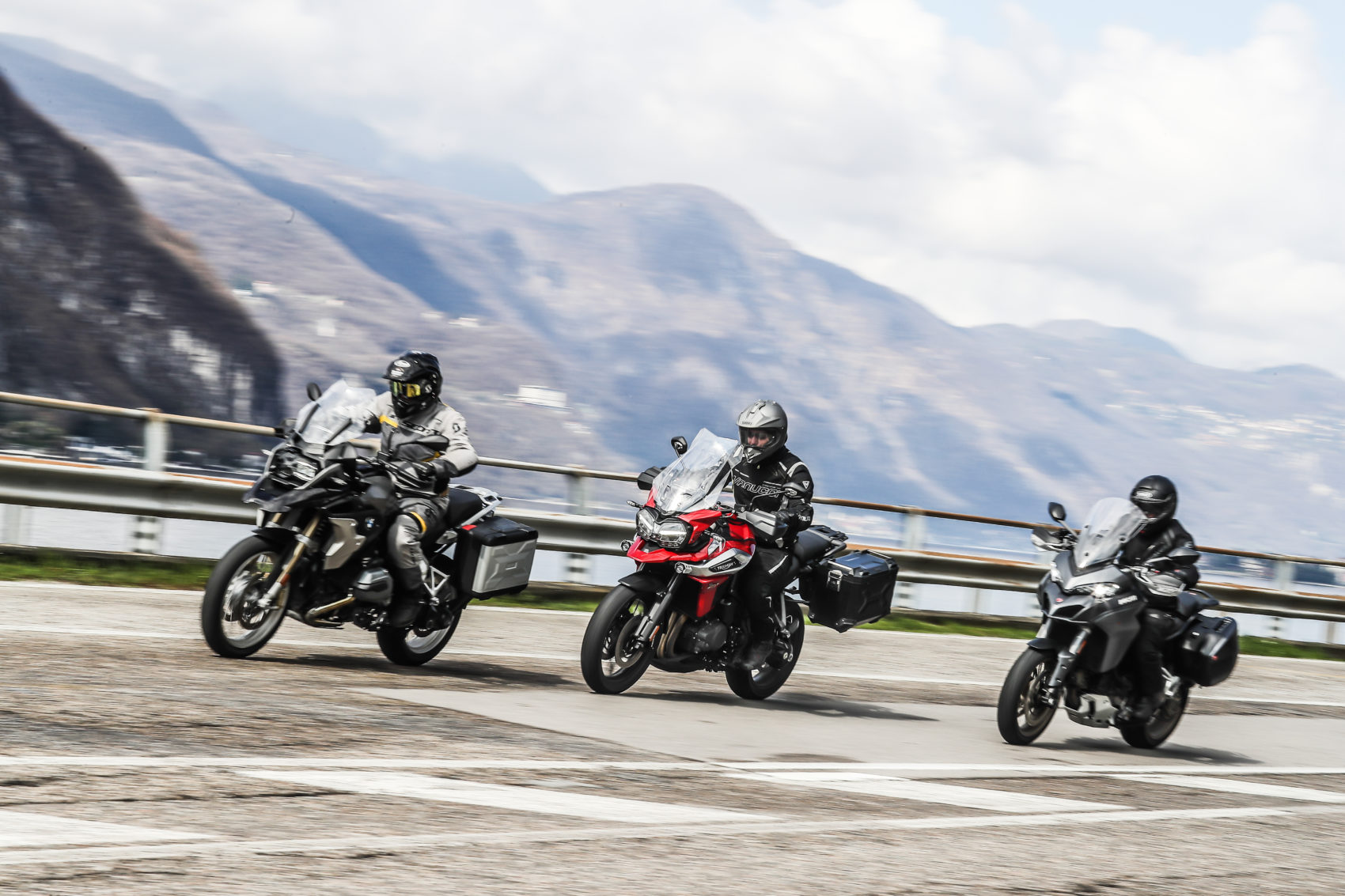 Reiseenduros Bmw Vs Ducati Vs Triumph Moto Ch