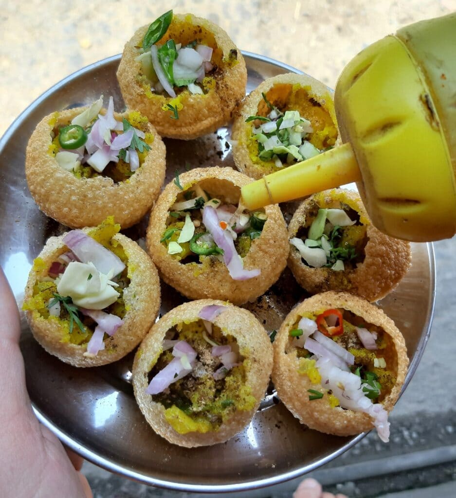 Pani Puri – scharfer, aber superleckerer Streetfood. Foto: Judith Seeberger