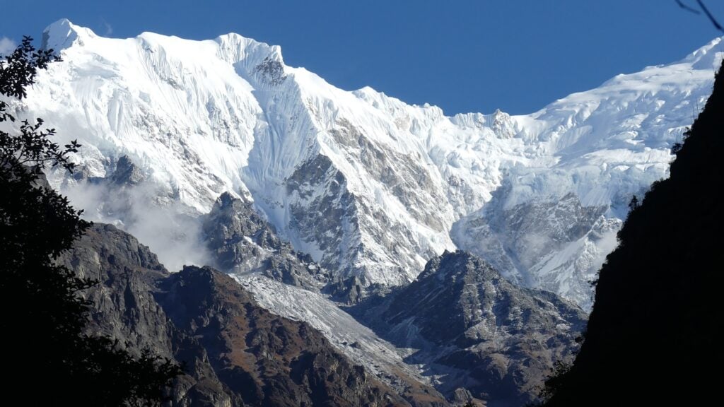 «Langtang Lirung», einer der vielen 7000er im Langtang- Valley. Foto: Judith Seeberger