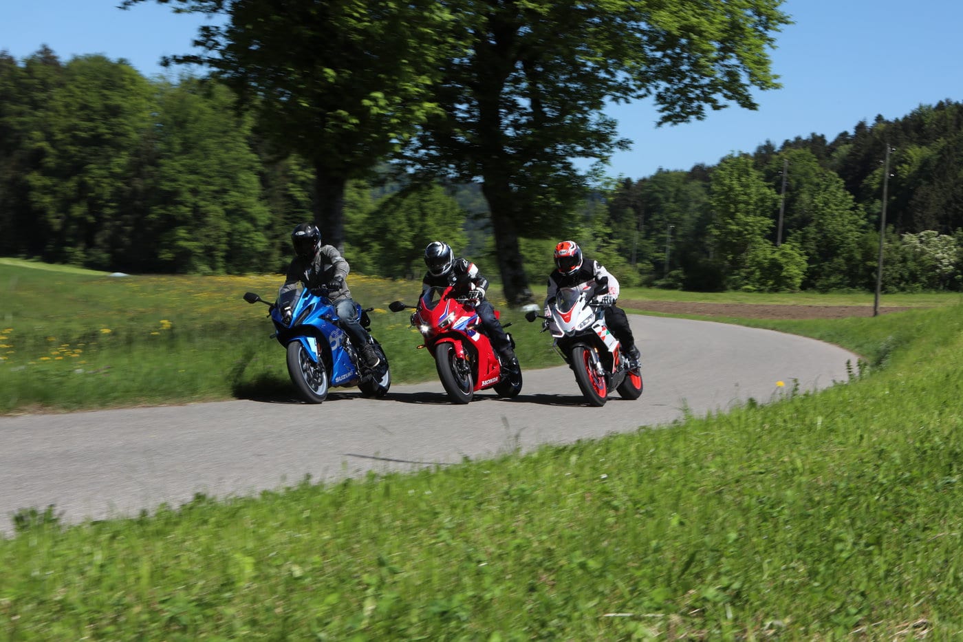 Suzuki GSX-8R, Aprilia RS660, Honda CBR650R