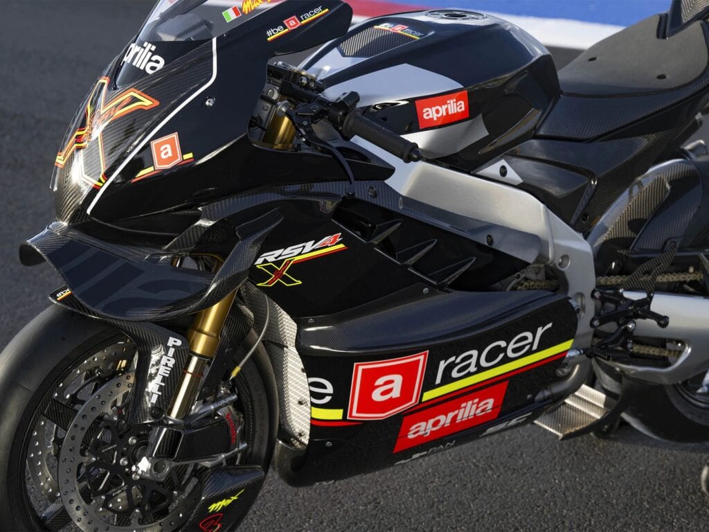 Aprilia RSV4 X ex3ma