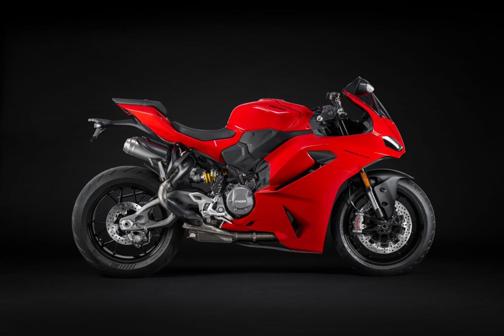 Ducati Panigale V2 2025