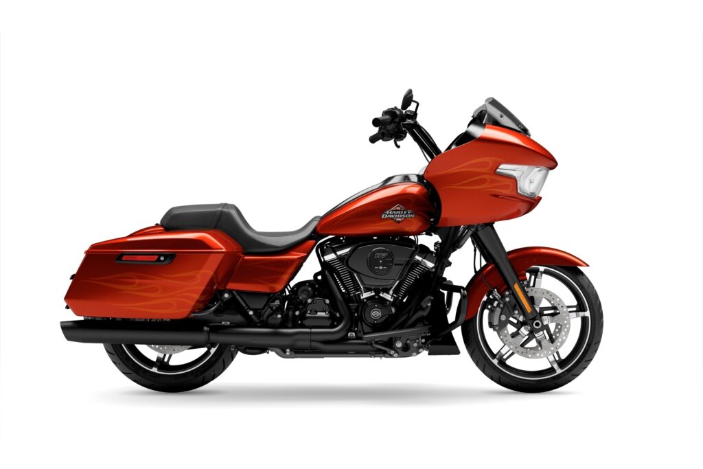 2025er Harley-Davidson Road Glide in Whiskey Firestorm.