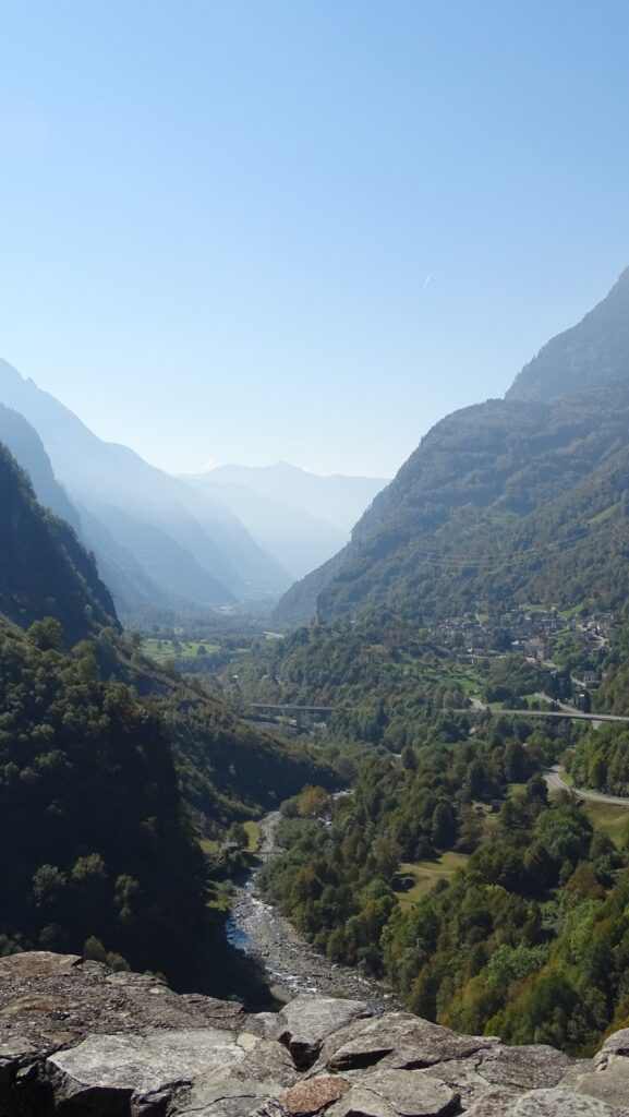 Atemberaubender Blick in das schier endlose Mesoccotal.